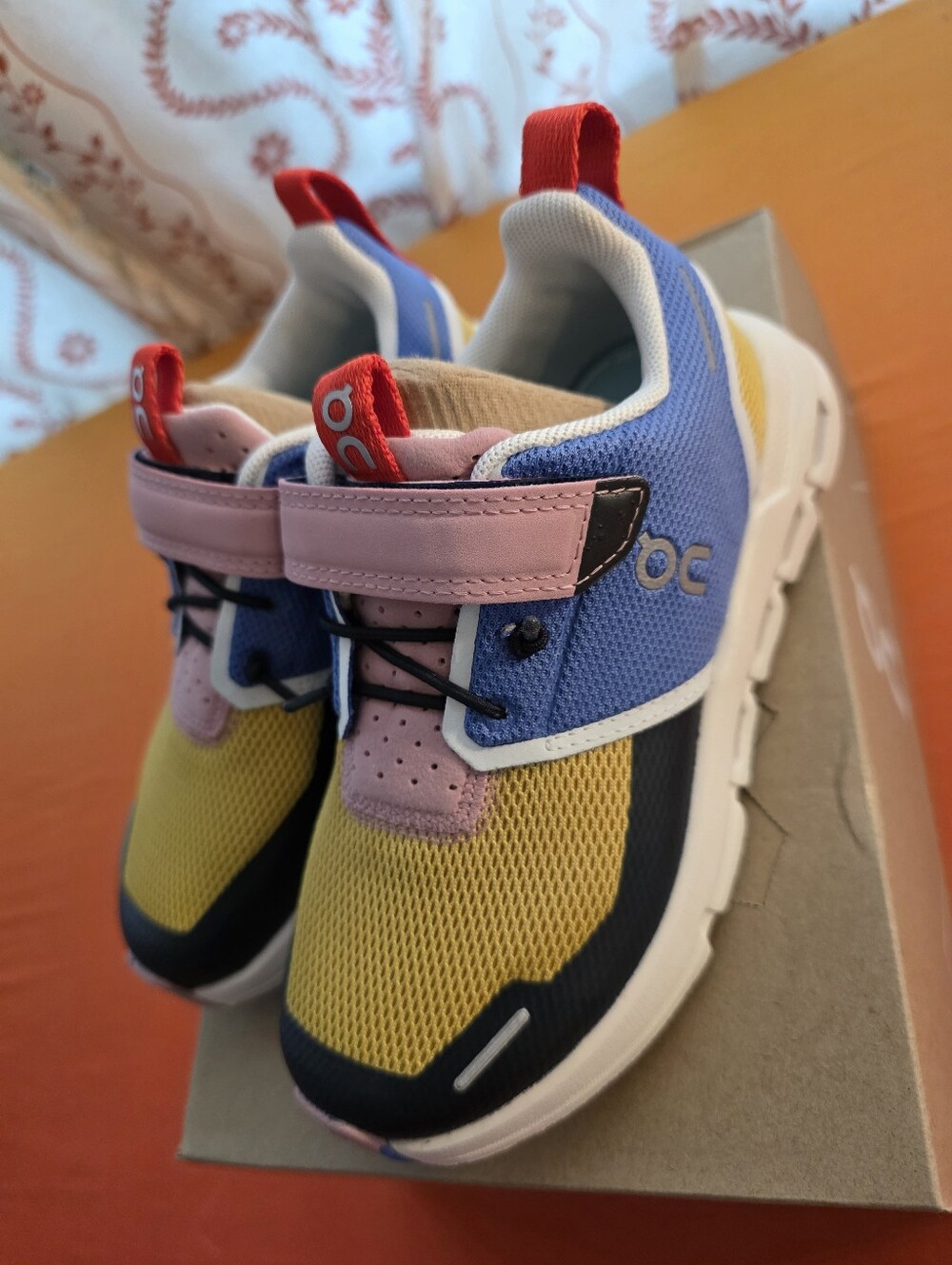On Cloud Play Kids Yellow Blue Pink Athletic Sneakers